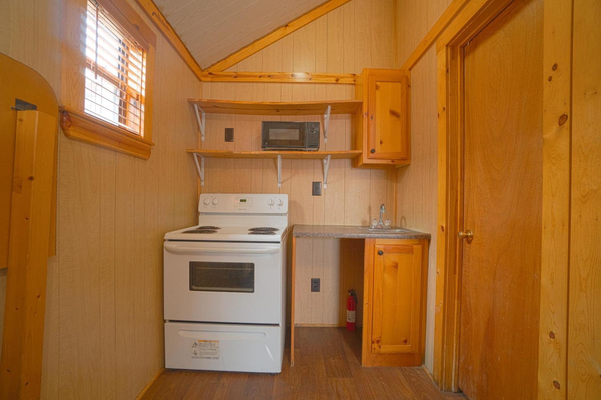 Grand Eagle Ford Lodge & Rv Park Tilden Luaran gambar