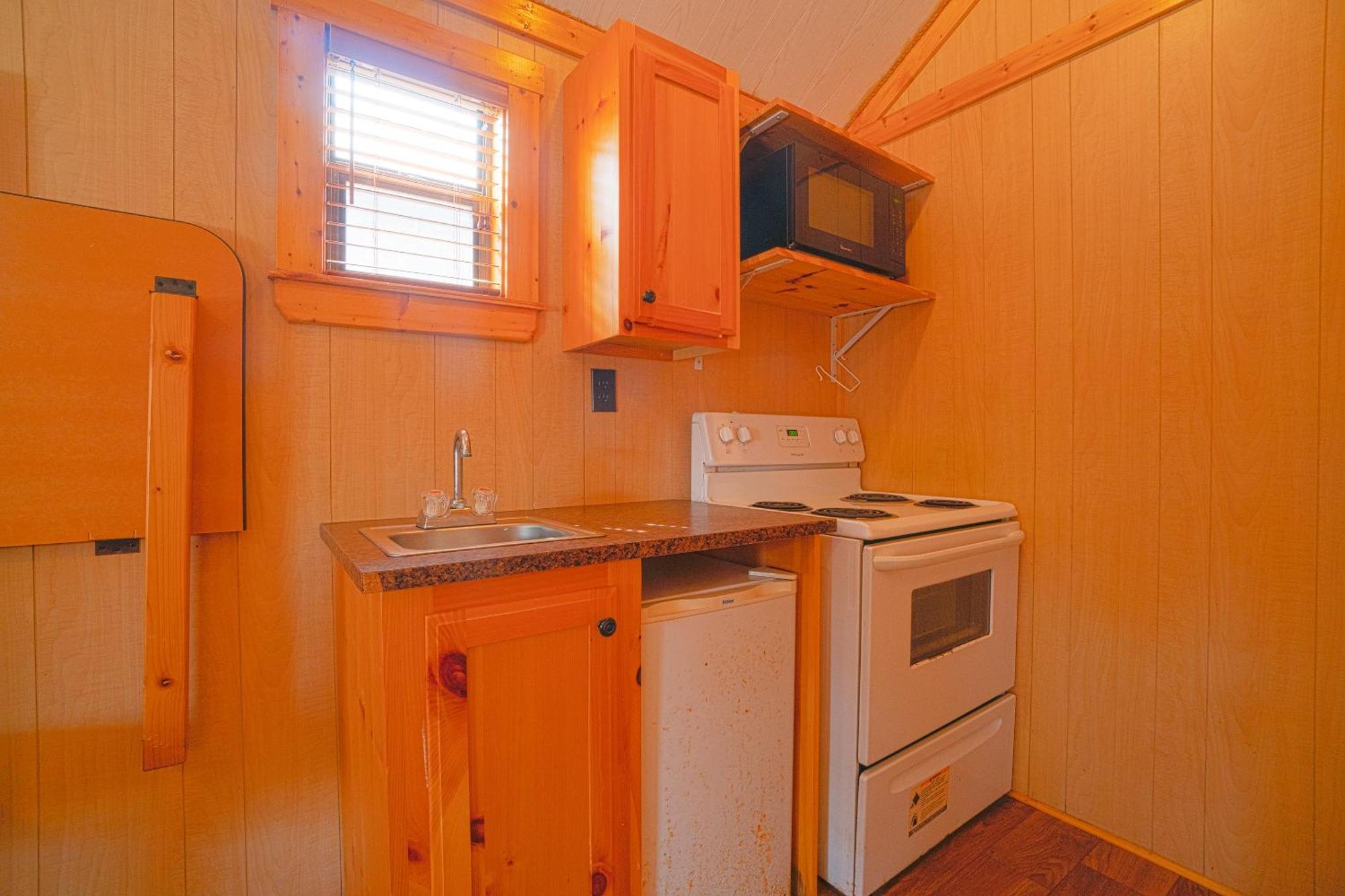 Grand Eagle Ford Lodge & Rv Park Tilden Luaran gambar