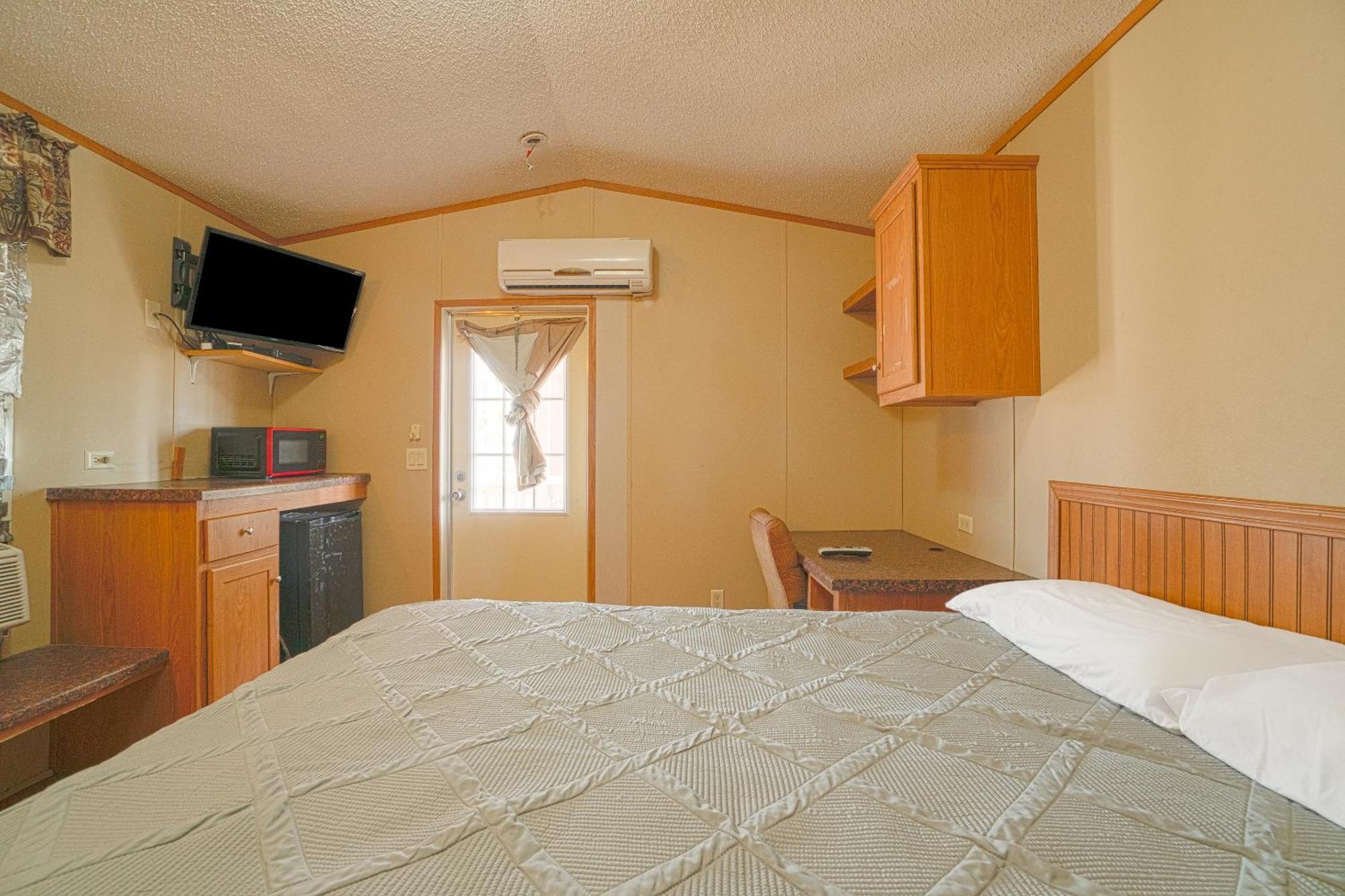 Grand Eagle Ford Lodge & Rv Park Tilden Luaran gambar