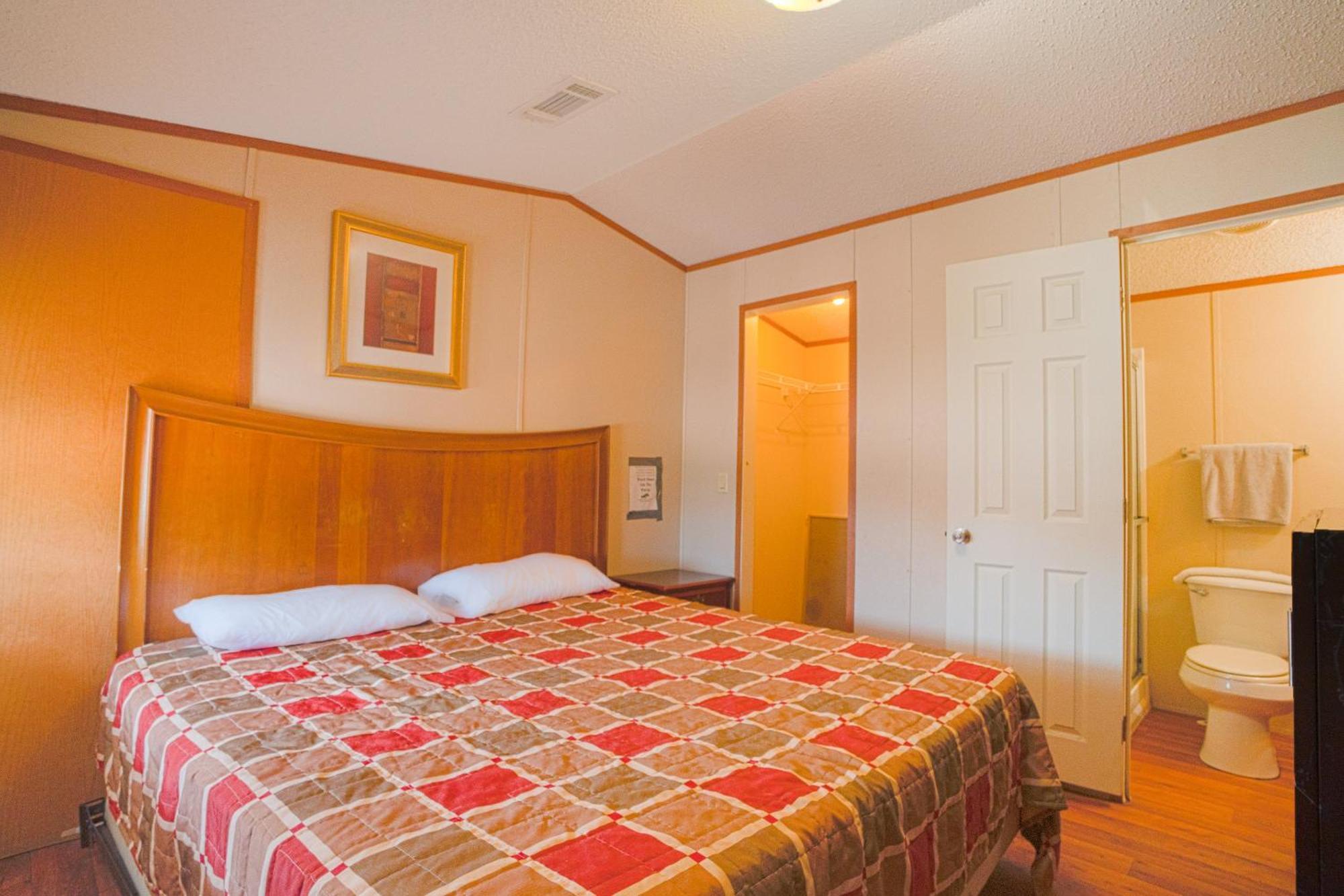 Grand Eagle Ford Lodge & Rv Park Tilden Luaran gambar